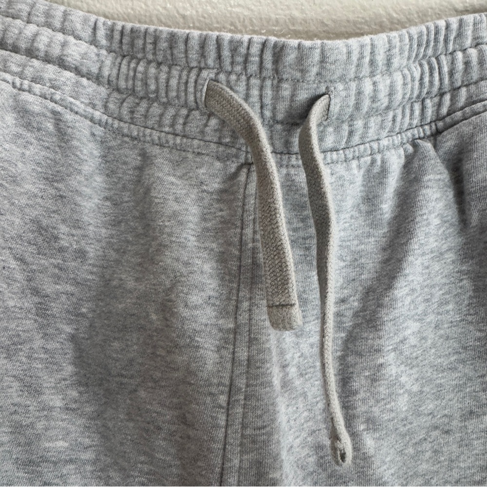 Gymshark Shorts Drawstring Size Large - Picture 3 of 7